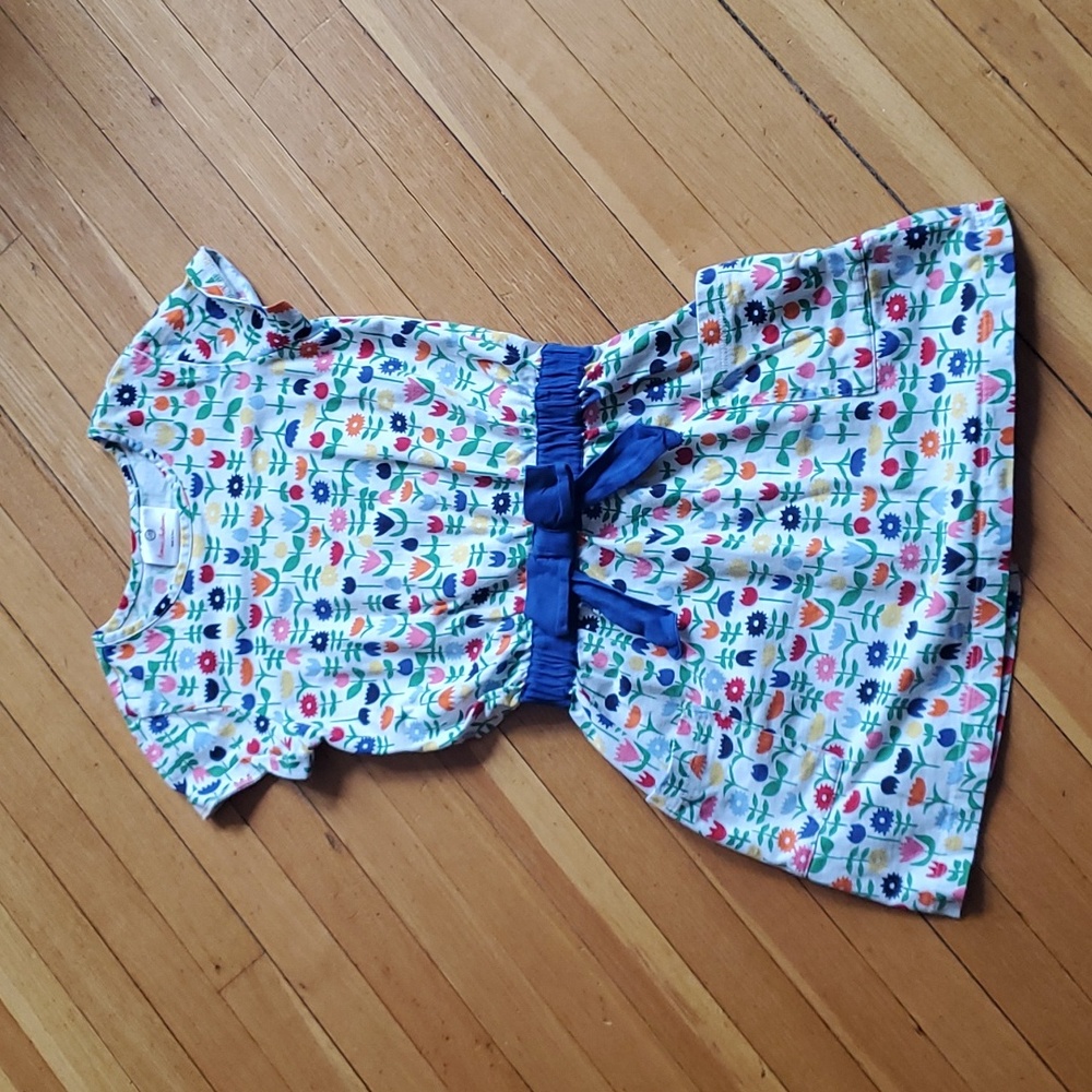 Hanna Andersson cotton tulip dress, size  120